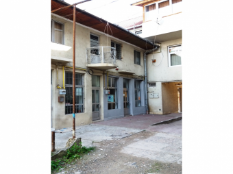 Vanzare spatiu comercial Centru suprafata: 96 mp