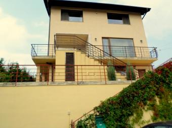 Vanzare casa 5 camere Borhanci suprafata teren: 500 mp suprafata construita: 280 mp