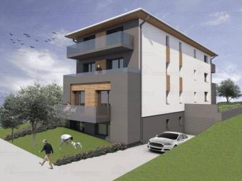Vanzare apartament 4 camere Andrei Muresanu suprafata: 130 mp suprafata balcon: 24 mp suprafata teren: 100 mp