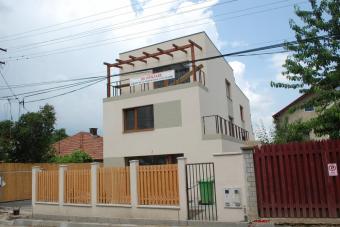 Vanzare casa 4 camere Zorilor suprafata teren: 260 mp suprafata construita: 190 mp