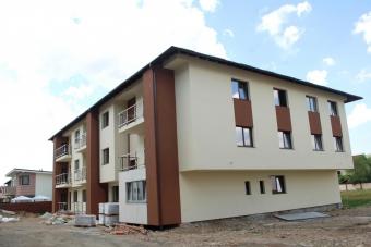 Vanzare apartament 3 camere Floresti suprafata: 65 mp suprafata balcon: 5 mp suprafata teren: 0.00 mp