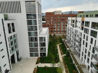 Vanzare apartament 4 camere Gheorgheni suprafata: 104 mp suprafata balcon: 7 mp suprafata teren: 0.00 mp