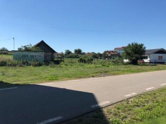 Vanzare teren Jucu suprafata teren: 429-547 mp