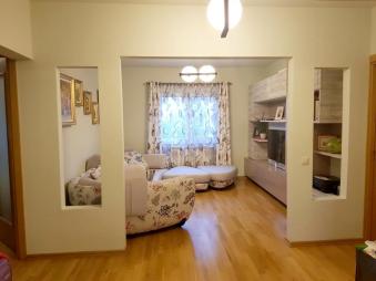 Vanzare apartament 4 camere Manastur suprafata: 94 mp suprafata teren: 0.00 mp