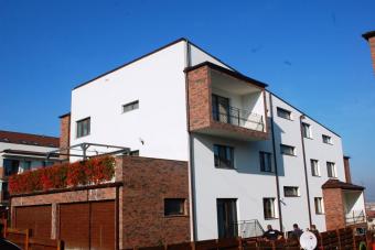 Vanzare apartament 4 camere Gheorgheni suprafata: 125 mp suprafata teren: 0.00 mp
