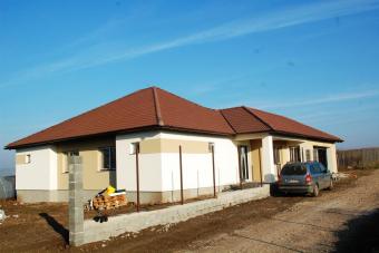 Vanzare casa 4 camere Jucu suprafata teren: 700 mp suprafata construita: 175 mp