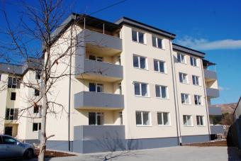 Vanzare apartament 3 camere Floresti suprafata: 62 mp suprafata teren: 0.00 mp