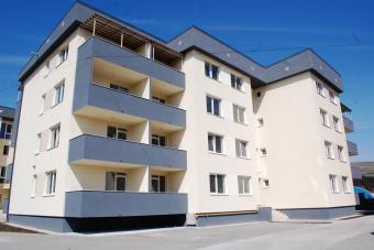 Vanzare apartament 3 camere Floresti suprafata: 54 mp suprafata teren: 0.00 mp