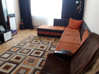 Vanzare apartament 3 camere Manastur suprafata: 69 mp suprafata teren: 0.00 mp