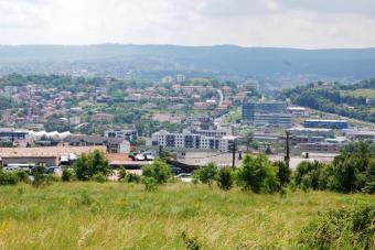 Vanzare teren Dambu Rotund suprafata teren: 1100 mp