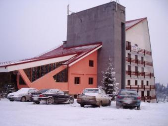Vanzare suprafata: 3070 mp