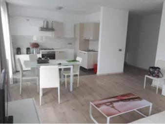 Chirie apartament 3 camere Centru suprafata: 0 mp suprafata teren: 0.00 mp