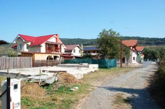 Vanzare teren suprafata teren: 330 mp