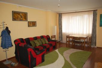 Vanzare apartament 3 camere Floresti suprafata: 70 mp suprafata balcon: 7 mp suprafata teren: 0.00 mp