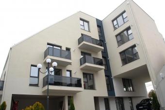 Vanzare apartament 2 camere Centru suprafata: 44 mp suprafata teren: 0.00 mp