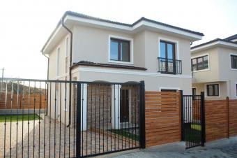 Vanzare casa 5 camere Feleacu suprafata teren: 250 mp suprafata construita: 155 mp