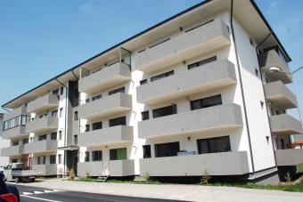 Vanzare apartament 2 camere Floresti suprafata: 44 mp suprafata balcon: 30 mp suprafata teren: 0.00 mp