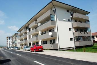 Vanzare  apartament 3 camere Floresti suprafata: 64 mp suprafata balcon: 9 mp suprafata teren: 0.00 mp