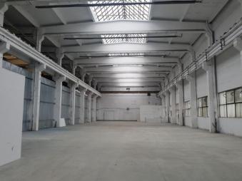 Chirie spatiu comercial Dambu Rotund suprafata: 570 mp