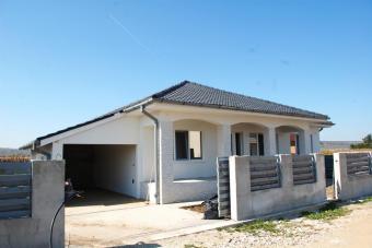 Vanzare casa 4 camere Jucu suprafata teren: 120 mp suprafata construita: 500 mp