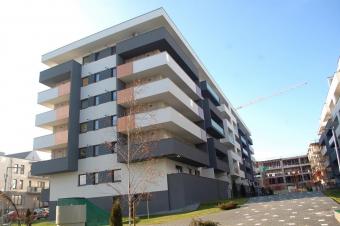 Vanzare apartament 3 camere Europa suprafata: 63 mp suprafata balcon: 15 mp suprafata teren: 0.00 mp
