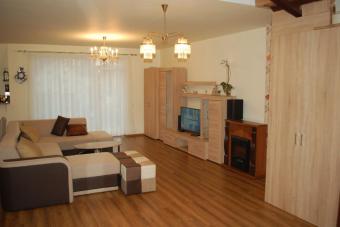 Vanzare apartament 3 camere Floresti suprafata: 129 mp suprafata balcon: 24 mp suprafata teren: 0.00 mp