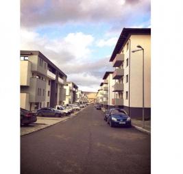Vanzare apartament 3 camere Floresti suprafata: 76 mp suprafata balcon: 14 mp suprafata teren: 0.00 mp