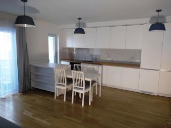 Vanzare  apartament 2 camere Europa suprafata: 53 mp suprafata balcon: 14 mp suprafata teren: 0.00 mp