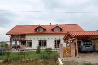 Vanzare  casa 3 camere suprafata teren: 900 mp suprafata construita: 190 mp