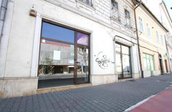 Chirie spatiu comercial Centru suprafata: 44 mp