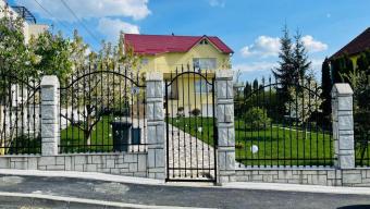 Vanzare spatiu comercial Zorilor suprafata: 460 mp